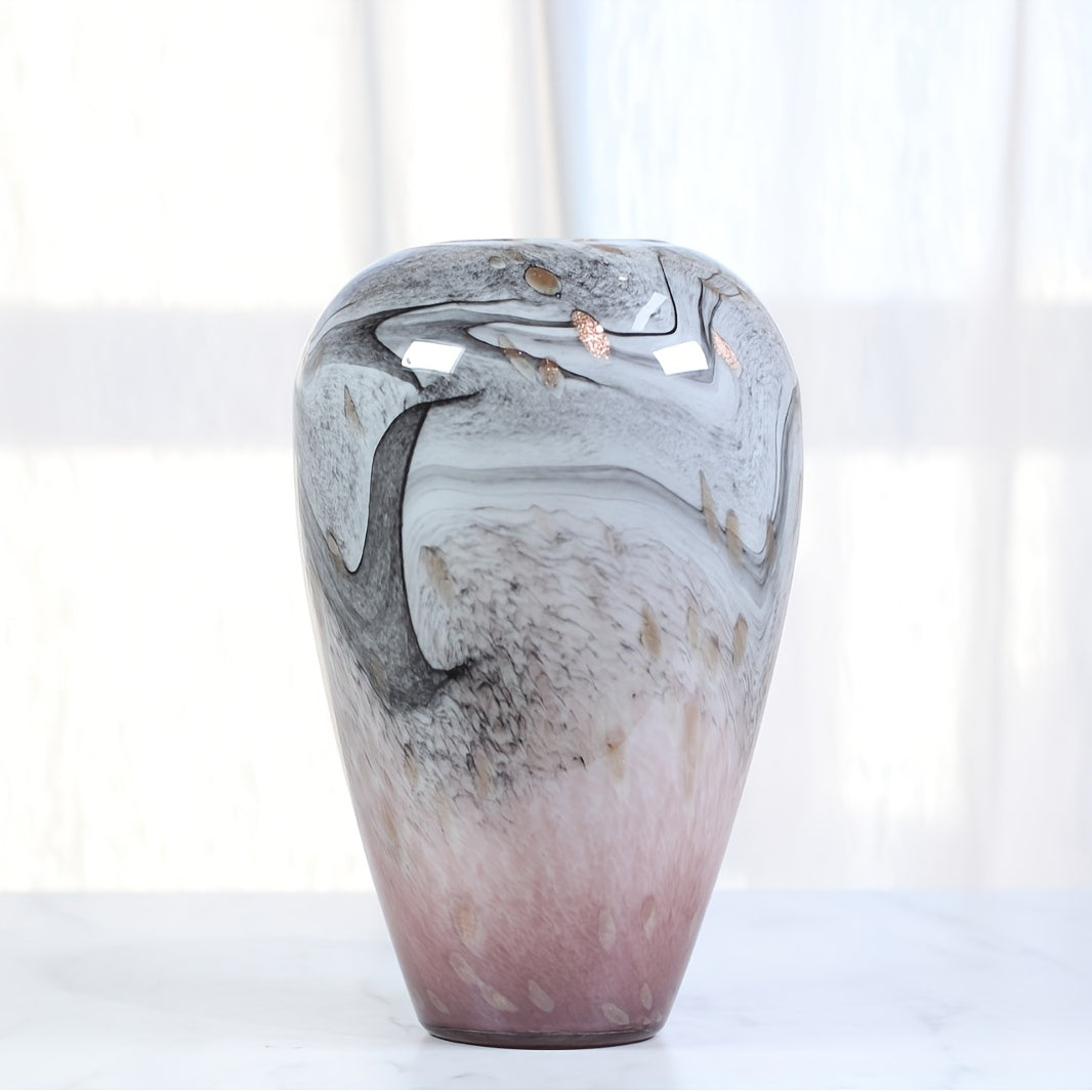 A Stylish Glass Vase in an Elegant Ink Painting Design, Perfect for Decorating a Classic Bedroom Desk, Ideal for Arranging Small Flowers, And Suitable for Hydroponically Grown Fresh Blooms