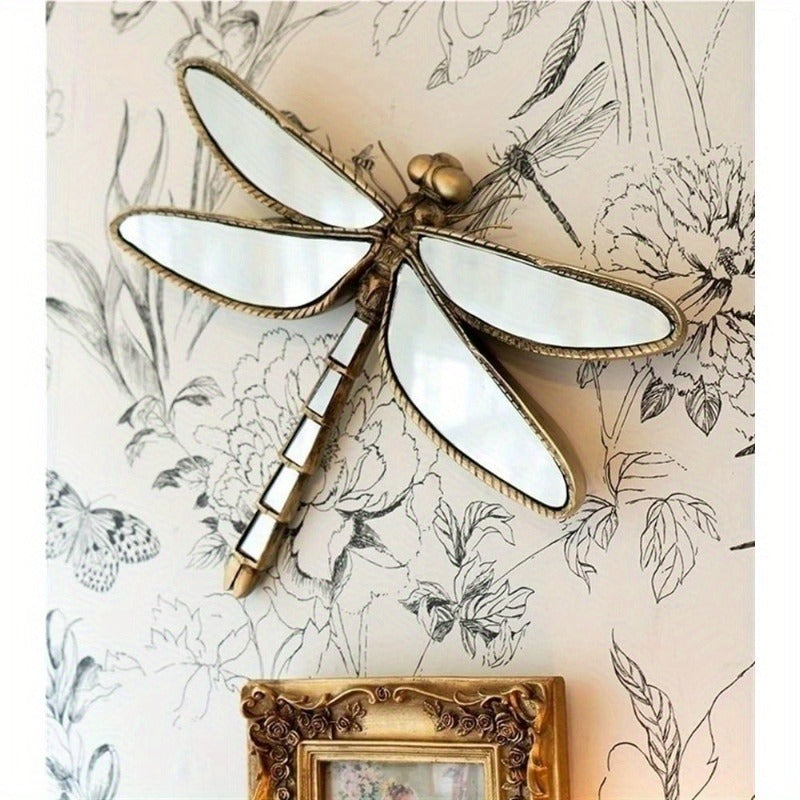 Victorian Golden European Dragonfly Wall Decor - Resin Glass Lens Inlaid Pendant Suitable for, Bedroom, Reception - Retro Natural Patterns, European with Glass Lens Accent for Home Decoration, Multi- Hanging Ornament