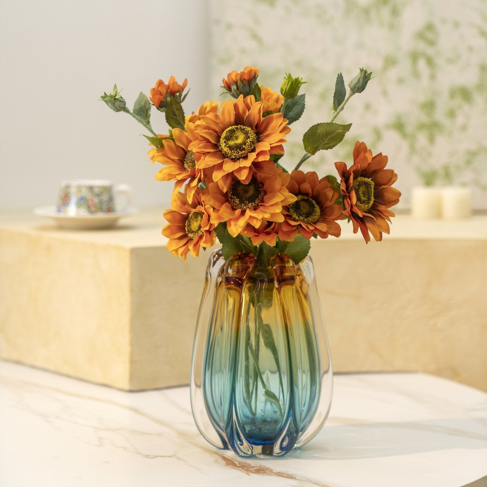 1pc Round Glass Vase - Small Cylinder Vase Suitable for Home, Wedding, Office Centerpiece - Elegant Table Decor, Bookshelf Ornament, Modern Glass Flower Holder