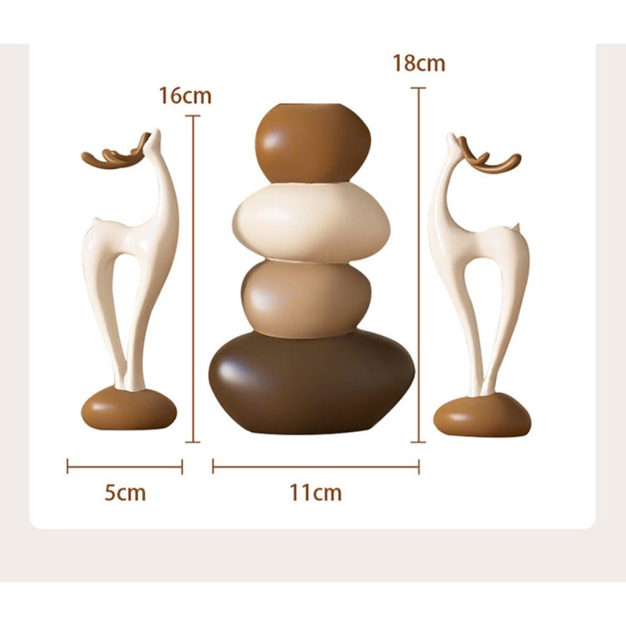 A Decorative Vase Featuring a Deer, Perfect for Enhancing The Ambiance of Your Living Room Or Dining Area, Ideal As a Housewarming Gift for Friends