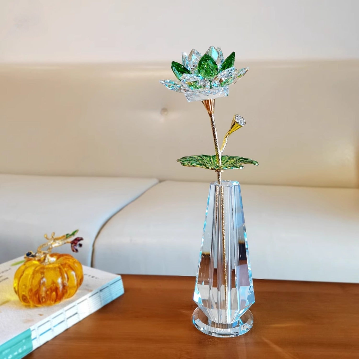 Elegant Crystal for Lotus Vase with Golden Leaf Base - Perfect for Home & Dining Cabinet Decor, Ideal Housewarming Gift, Couple'S Anniversary Present, Indoor\u002FOutdoor Use, No Electricity Needed, for Lotus Flower Decor