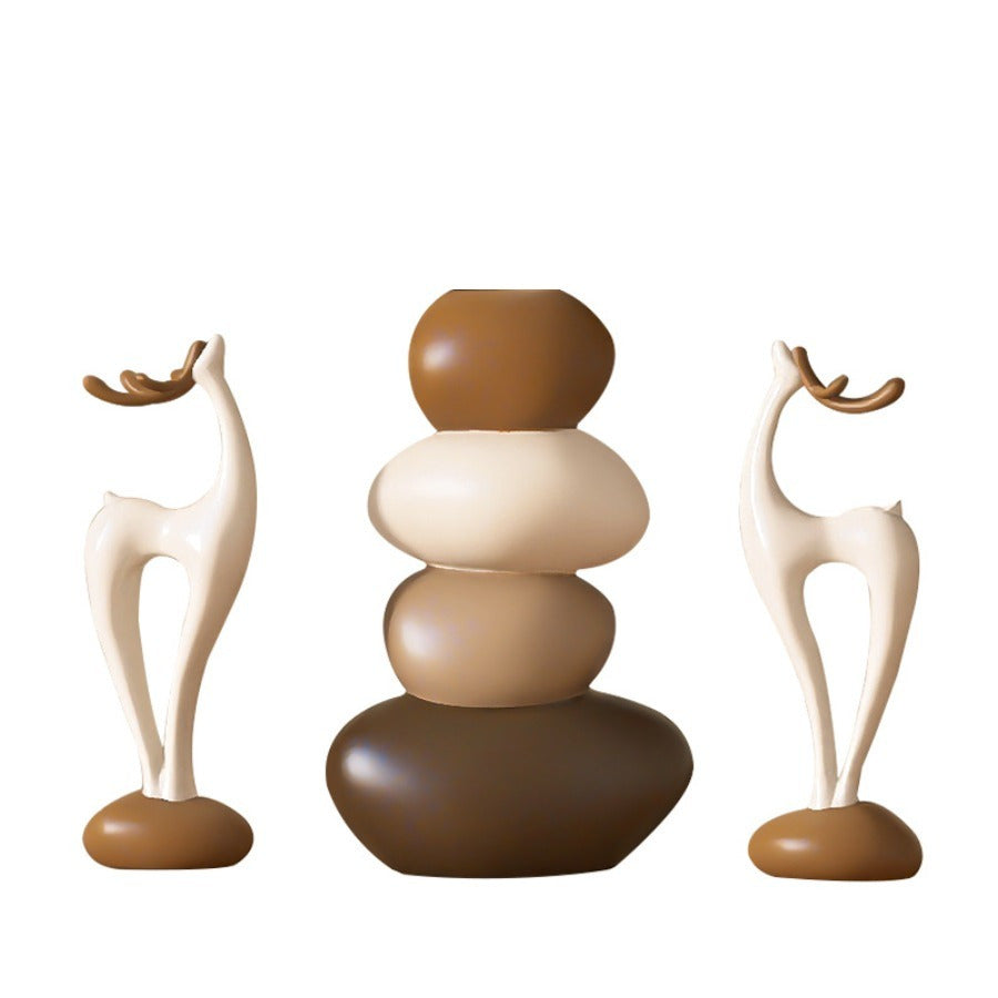 A Decorative Vase Featuring a Deer, Perfect for Enhancing The Ambiance of Your Living Room Or Dining Area, Ideal As a Housewarming Gift for Friends