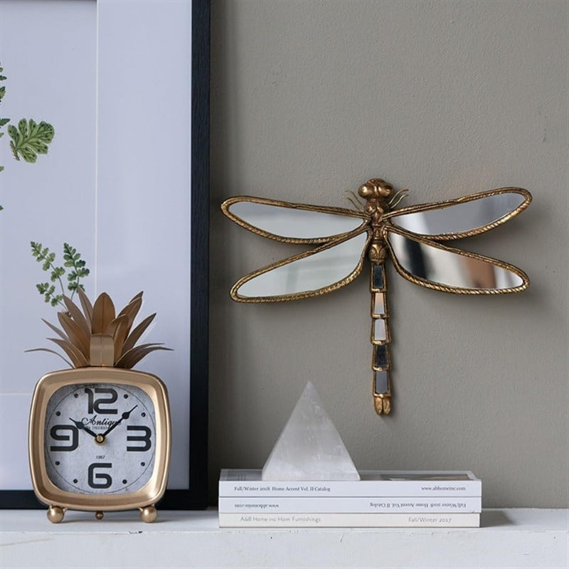 Victorian Golden European Dragonfly Wall Decor - Resin Glass Lens Inlaid Pendant Suitable for, Bedroom, Reception - Retro Natural Patterns, European with Glass Lens Accent for Home Decoration, Multi- Hanging Ornament